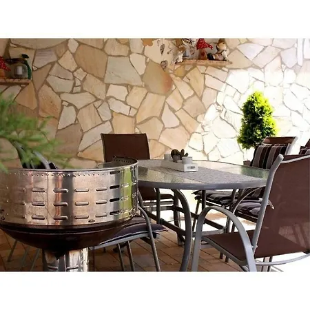 Holiday home Zum Gaesschen Comfortable